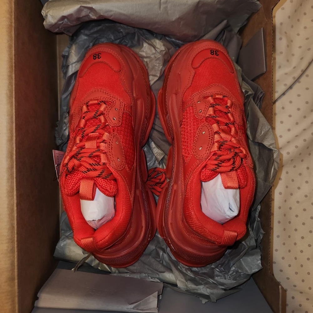 SOLD  triple S shoes size 38